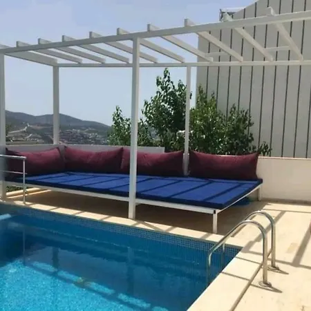 Oyku Sleeps 12 Villa Kaş